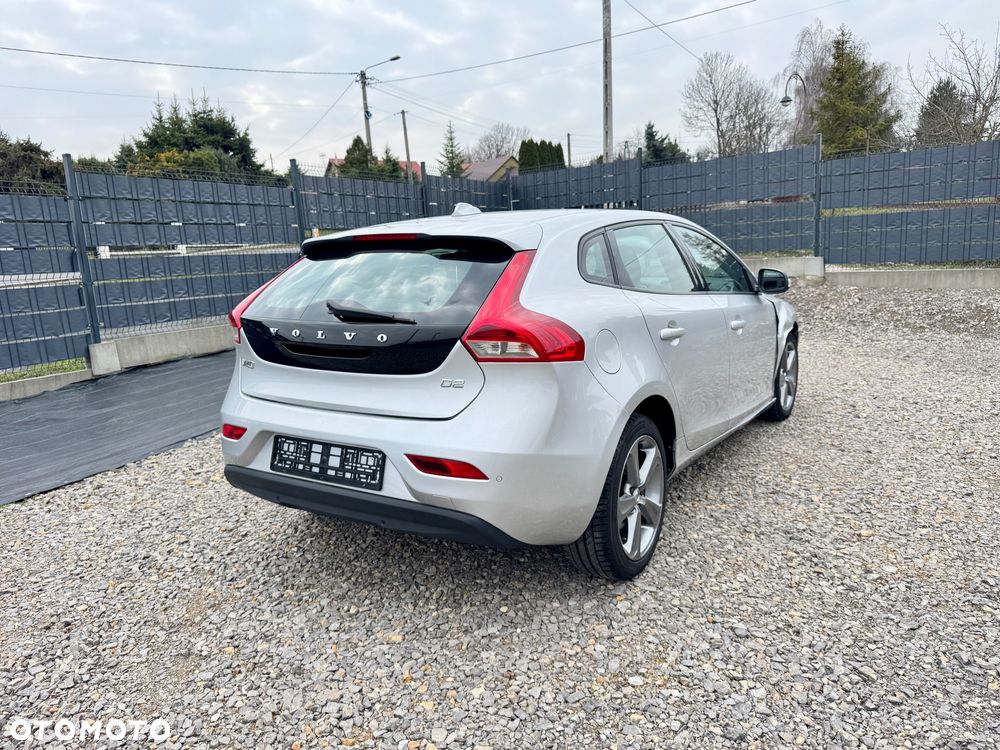 Volvo V40 - 4