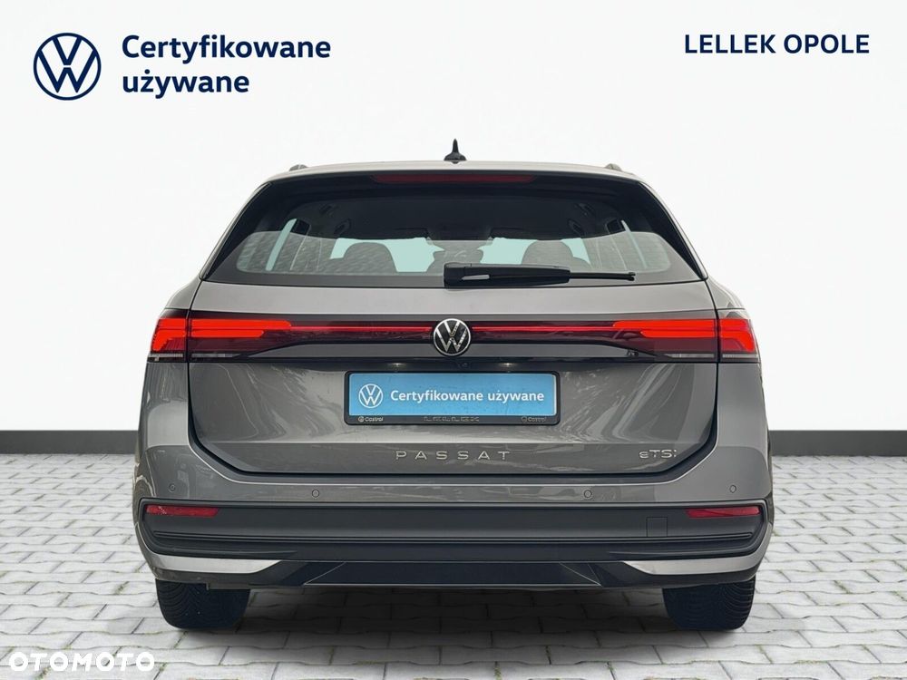 Volkswagen Passat Variant 1.5 TSI ACT mHEV DSG - 7