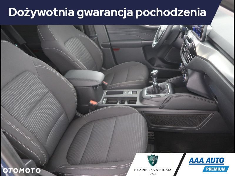 Ford Kuga - 10