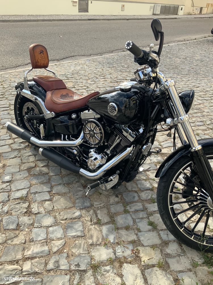 Harley-Davidson Breakout - 12