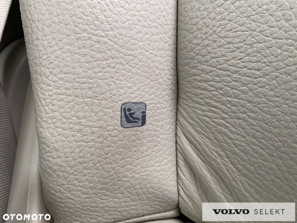 Volvo XC 90 - 23
