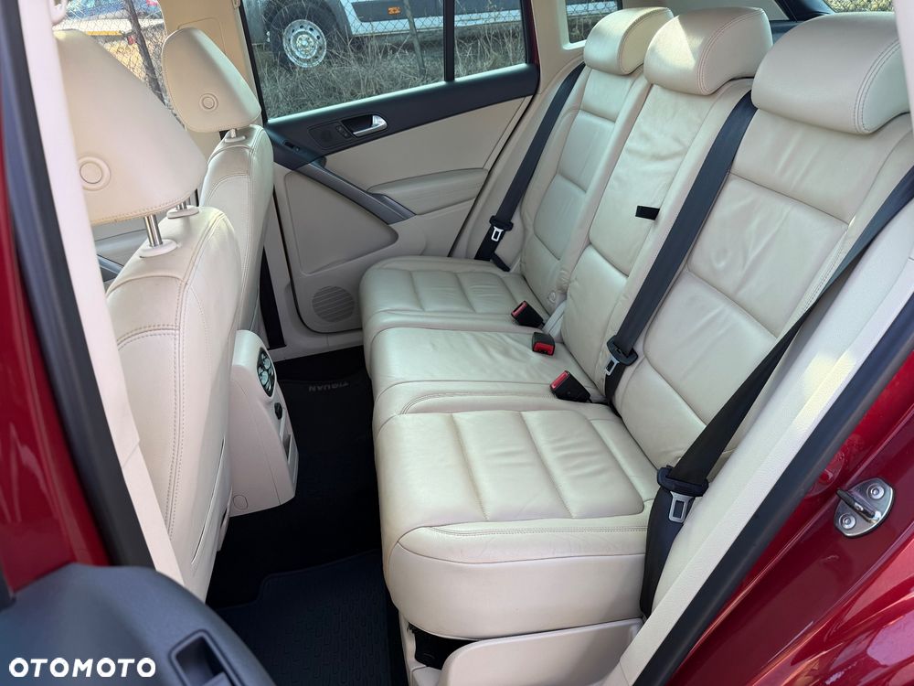 Volkswagen Tiguan 2.0 TSI 4Motion DSG Team - 24