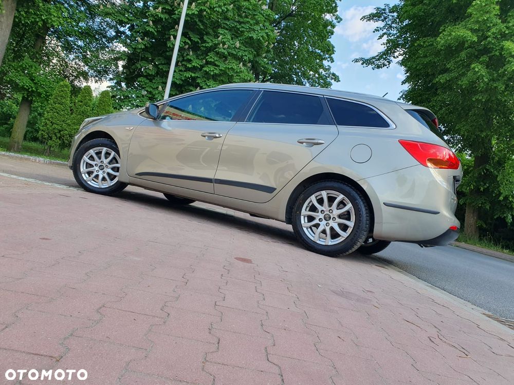 Kia Ceed 1.6 GDI XL - 23