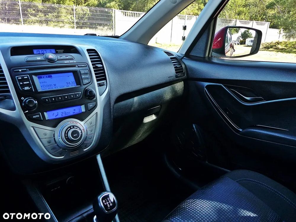 Hyundai ix20 1.4 Premium - 34