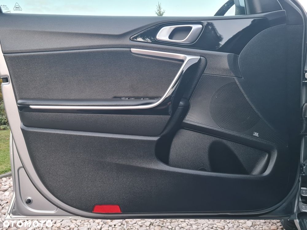 Kia Ceed 1.5 T-GDI OPF Platinum Edition - 28