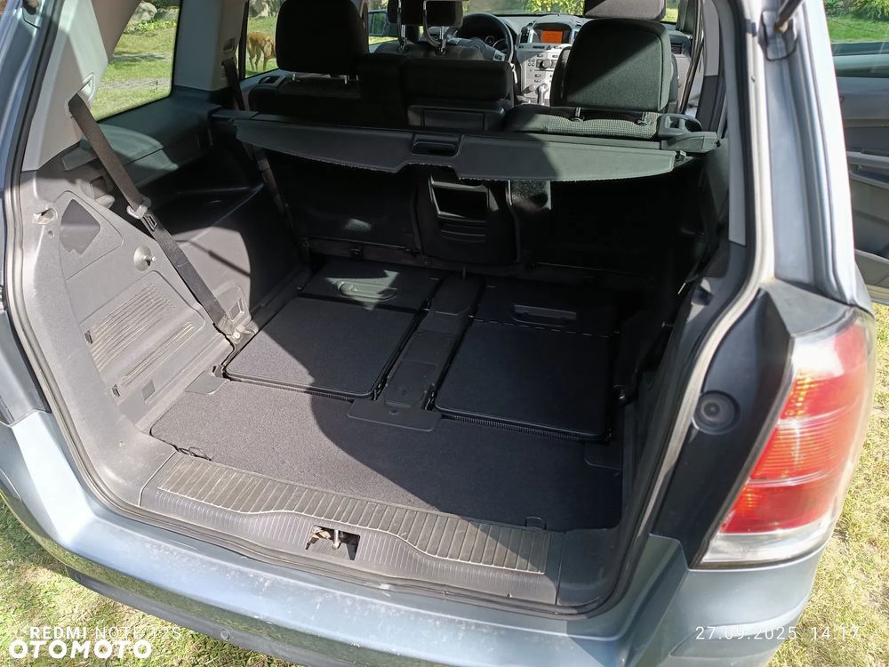 Opel Zafira - 9