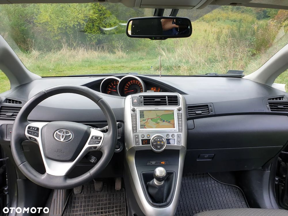 Toyota Verso 2.0 D-4D Sol plus 7os - 9