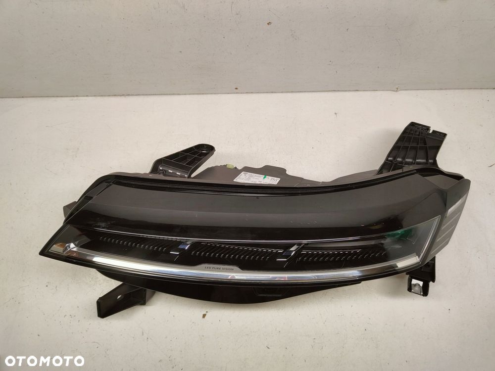 renault megane ev etech lampa lewy przód 260606256r - 2