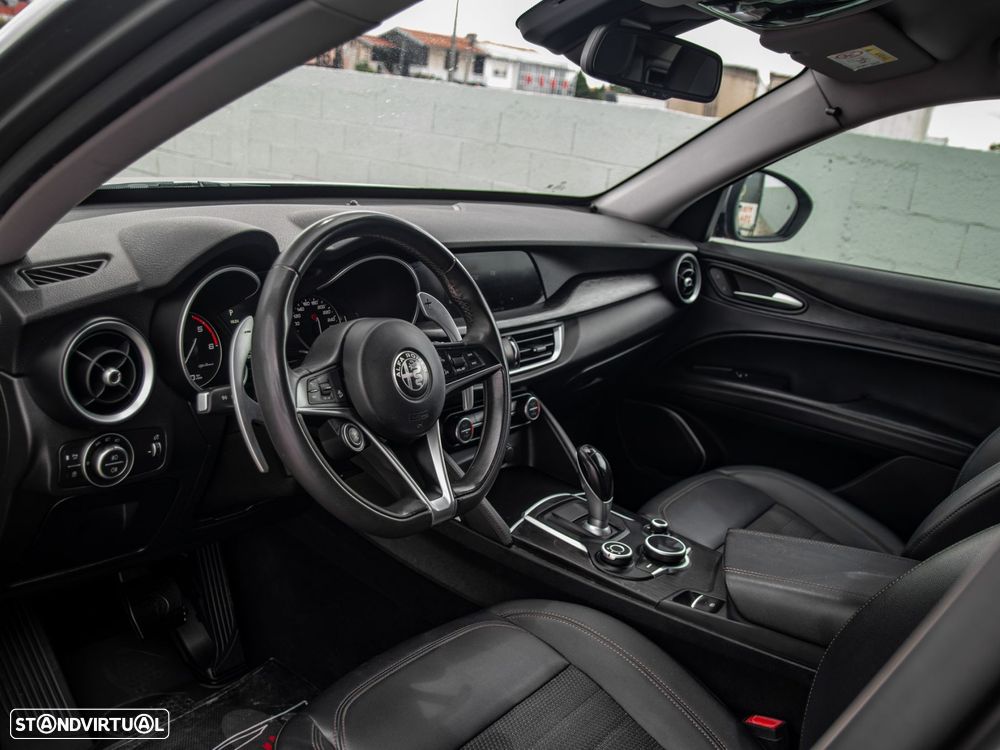 Alfa Romeo Stelvio 2.2 D Super AT8 - 17