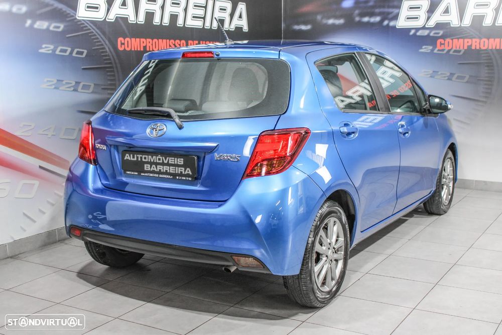 Toyota Yaris 1.4 D-4D Comfort+P.Style - 11