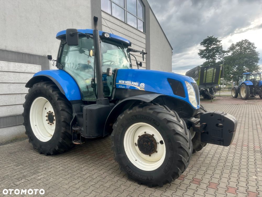 New Holland T7.220 PC - 6