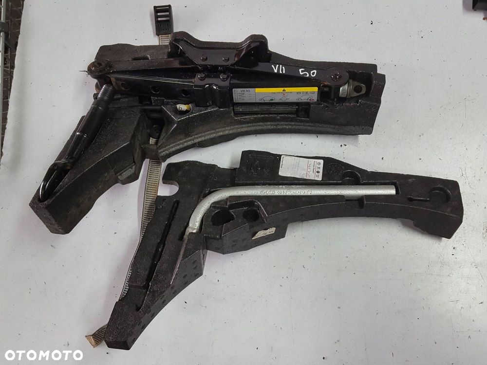 VW GOLF VII 7 12-16r LEWAREK PODNOŚNIK KLUCZ