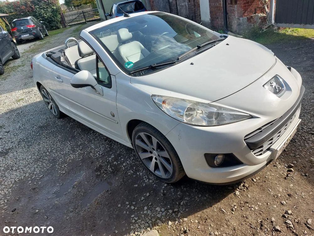 Peugeot 207 CC FAP 110 (Blue Lion) Roland Garros - 1