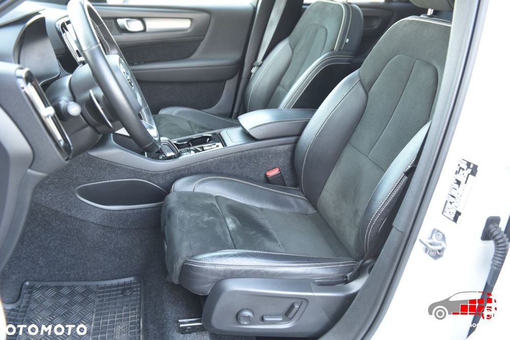 Volvo XC 40 - 18
