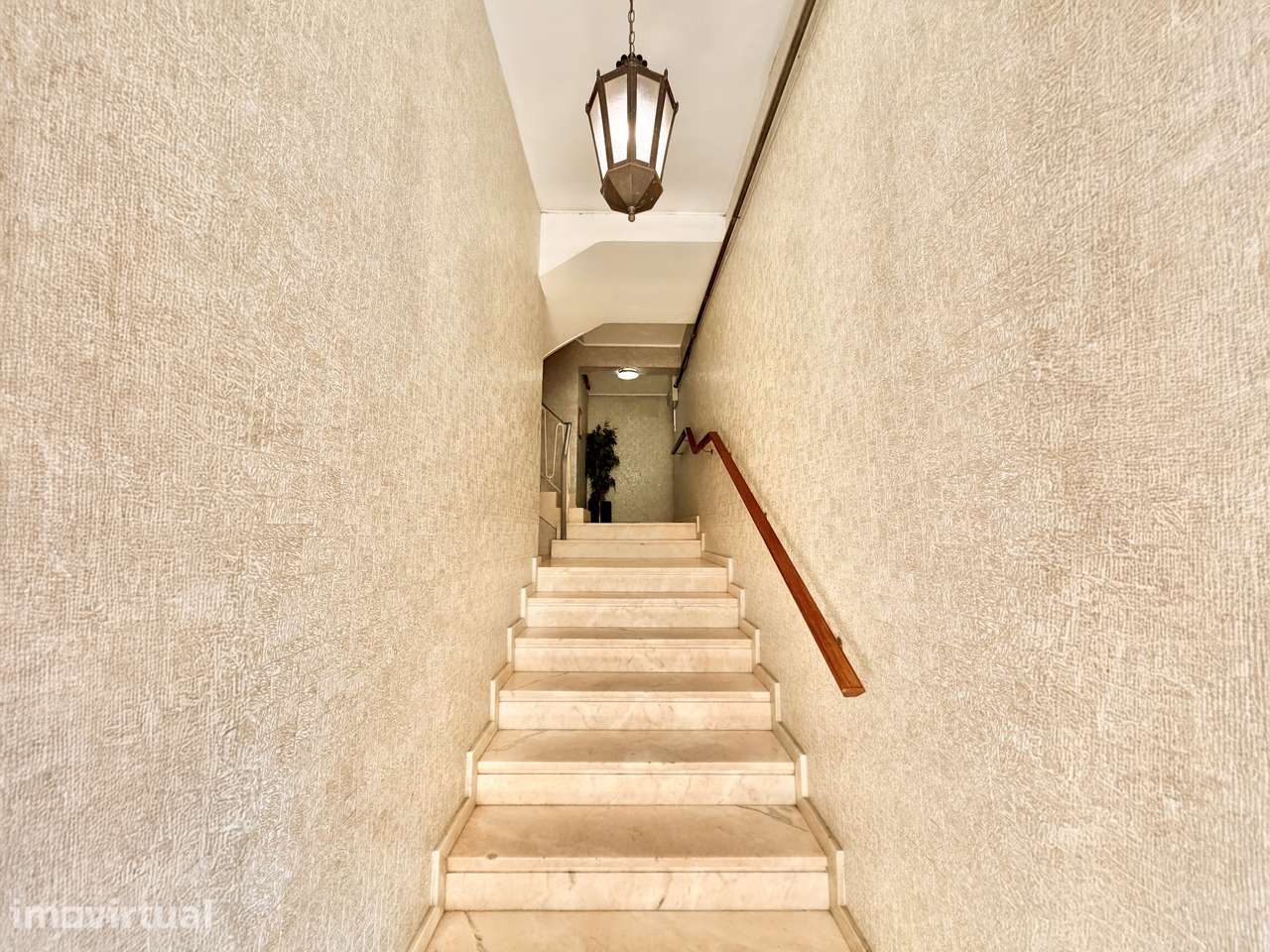Prédio residencial à venda na Rua do Monte Cativo, 474 - Grande imagem: 2/26