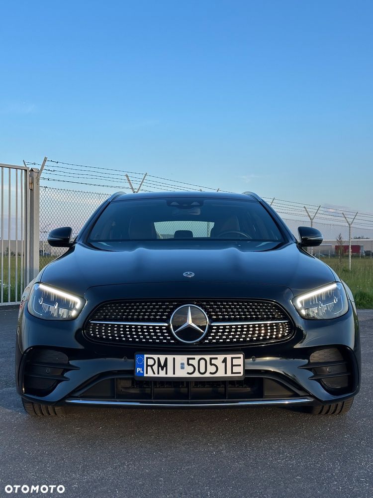 Mercedes-Benz Klasa E 300 9G-TRONIC AMG Line - 10