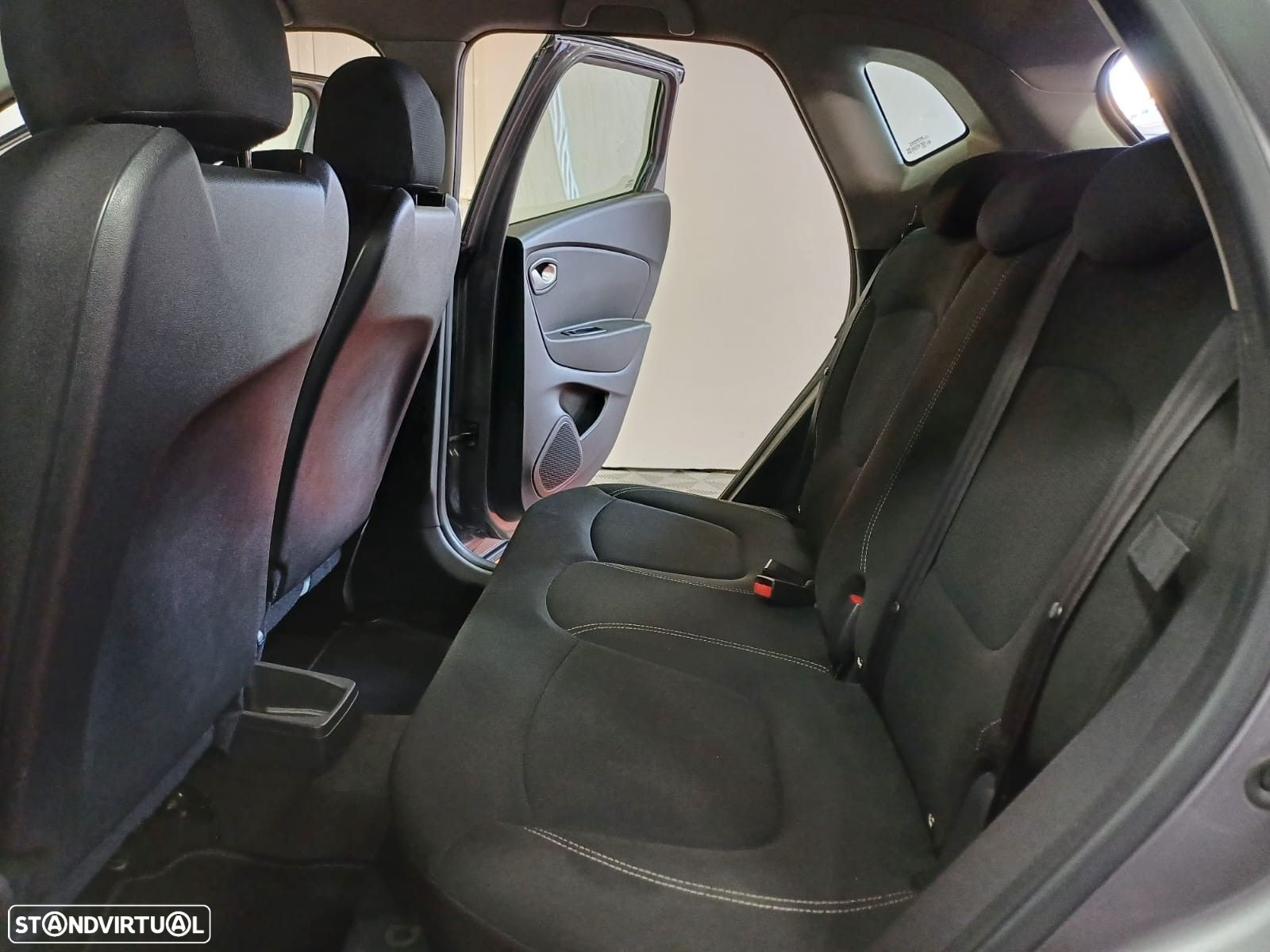 Renault Captur 0.9 TCE Exclusive - 13