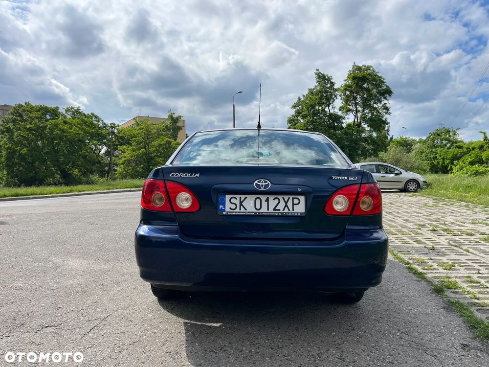 Toyota Corolla - 5