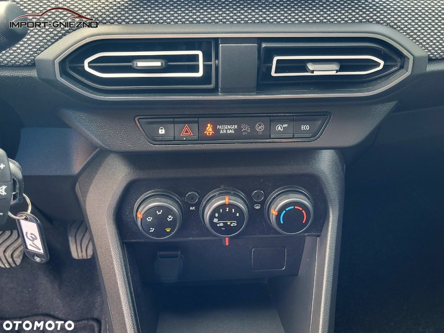 Dacia Sandero - 21