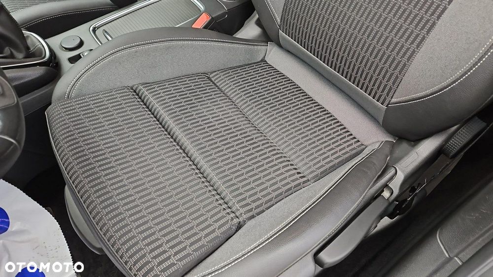 Opel Astra 1.5 CDTI Elegance S&S - 12