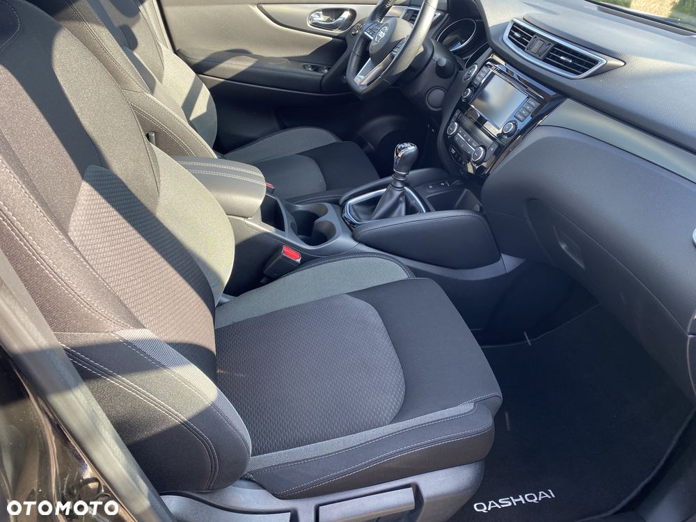 Nissan Qashqai 1.3 DIG-T N-Connecta - 20