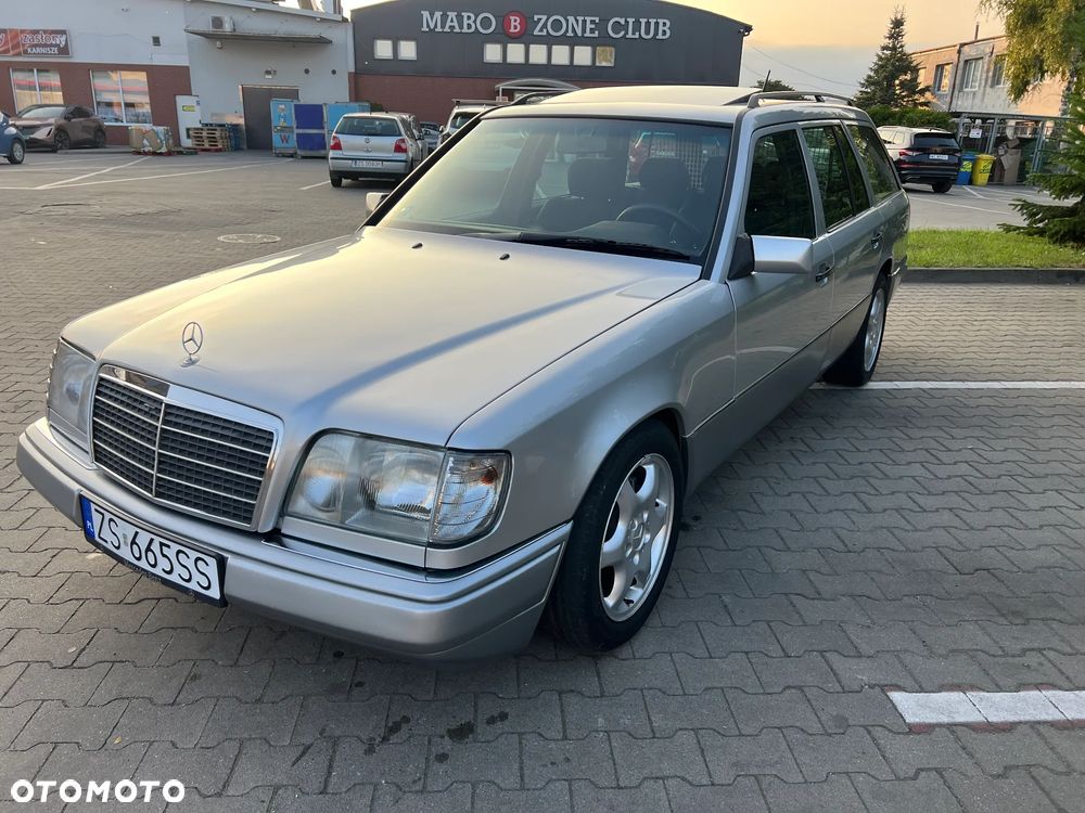 Mercedes-Benz W124 (1984-1993) - 1