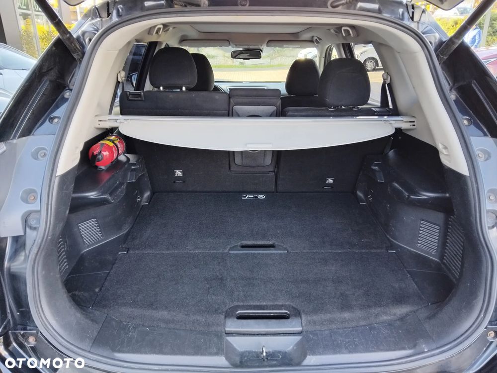 Nissan X-Trail 1.6 DIG-T N-Connecta 2WD - 23