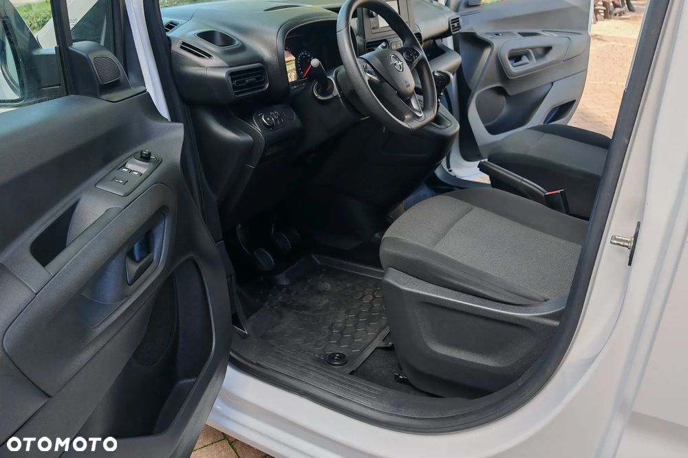 Opel Combo - 21
