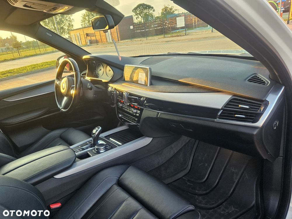 BMW X5 xDrive30d - 12