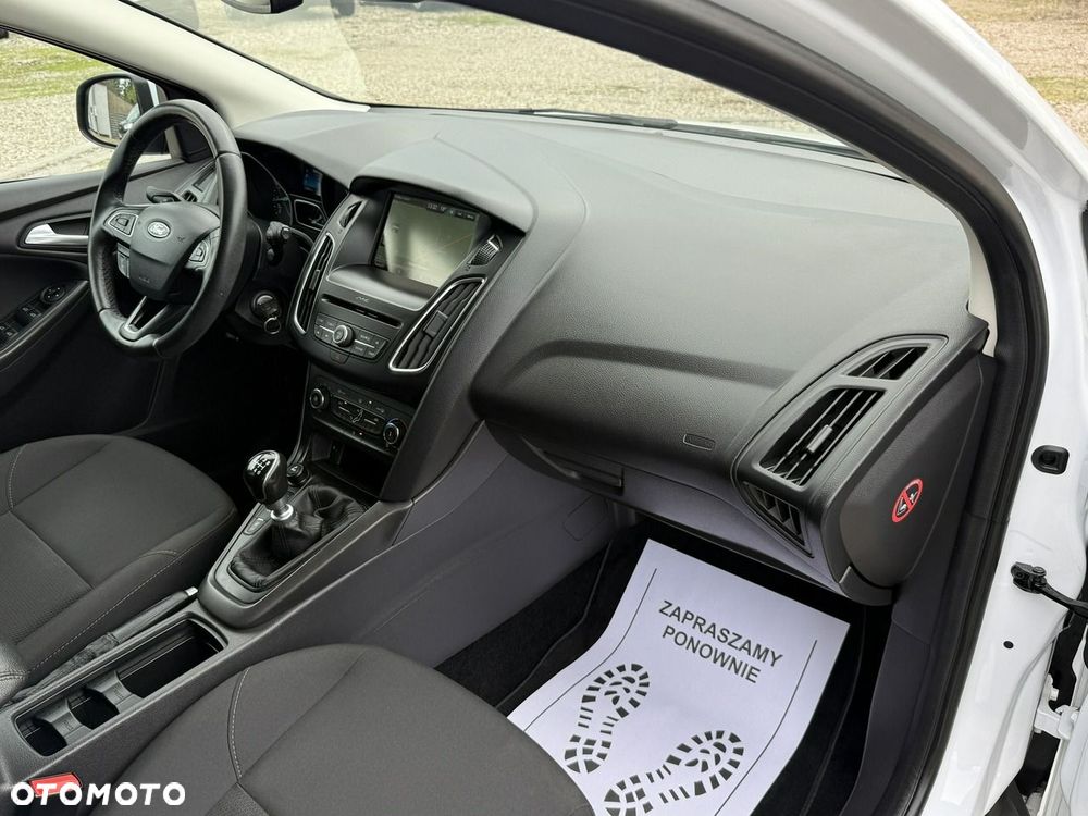 Ford Focus - 27