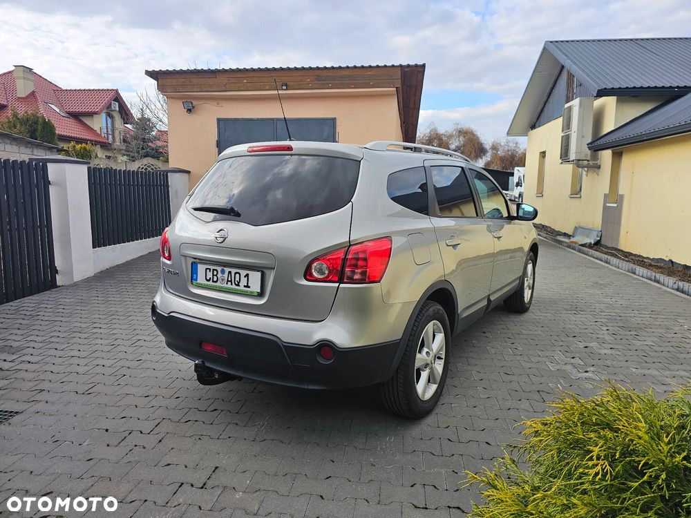 Nissan Qashqai+2 2.0 visia - 5