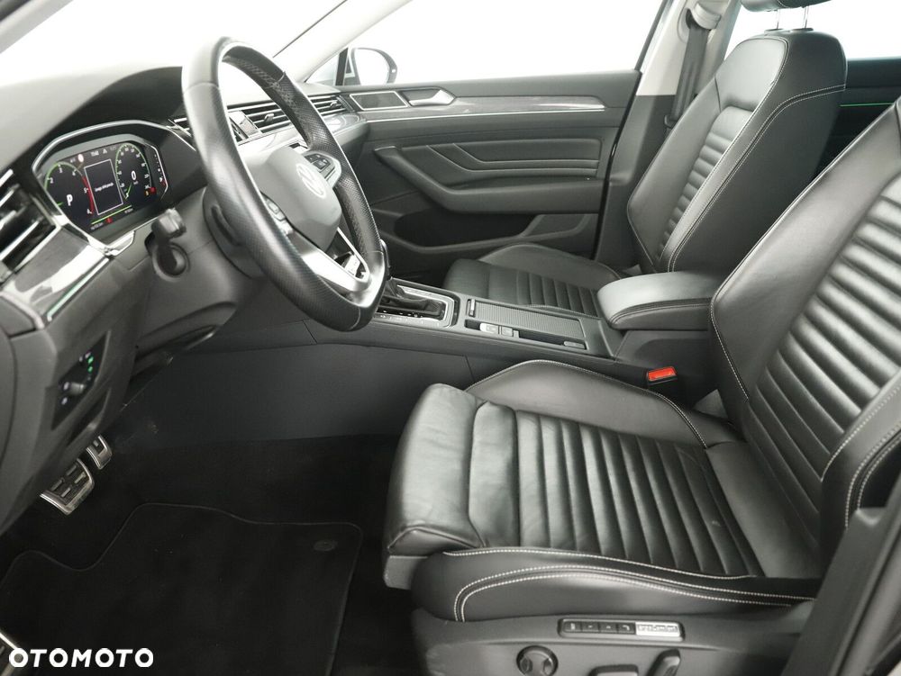 Volkswagen Passat Alltrack 2.0 TDI 4Mot DSG - 9