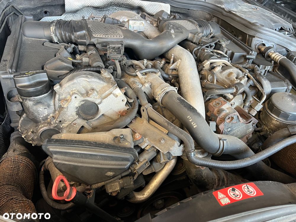 Goły słupek Silnik 3.0cdi v6 224km od Mercedesa w211 przebieg 378tys.km - 7