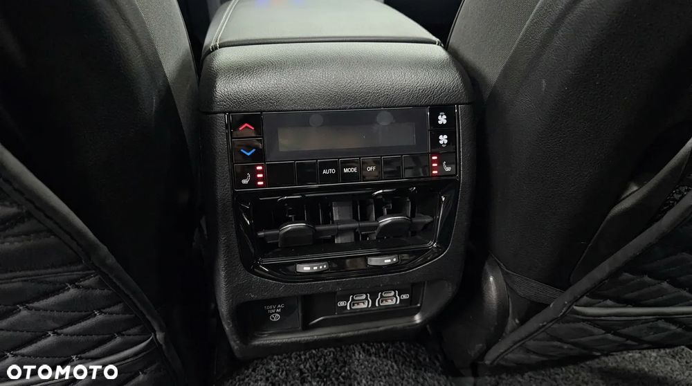 Jeep Grand Cherokee 3.6 V6 Overland - 23