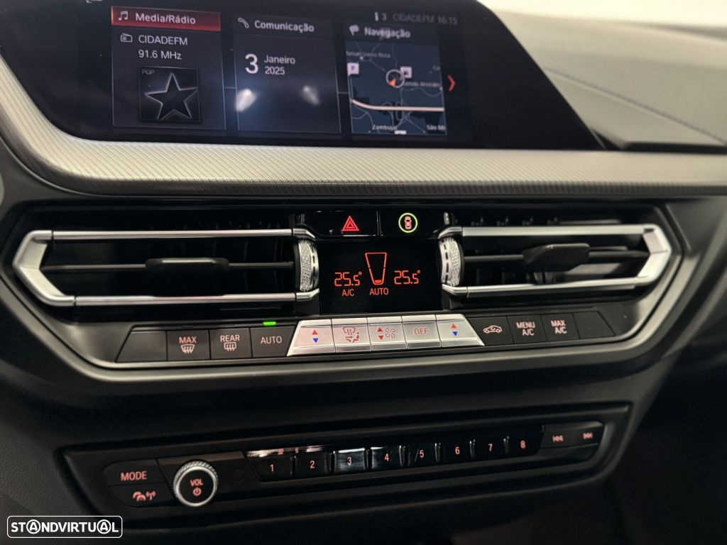BMW 116 d Pack M - 39