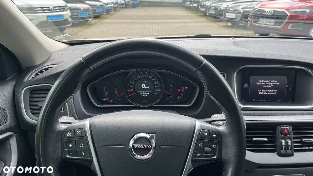 Volvo V40 D3 Drive-E Momentum - 17