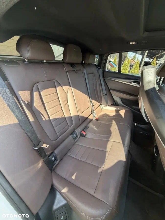 BMW X4 xDrive20d sport - 13