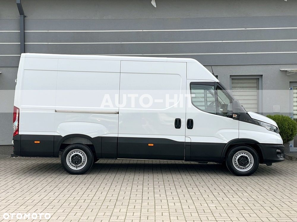 Iveco Daily - 12