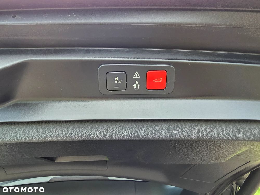 Peugeot 5008 1.6 THP Active S&S EAT6 - 28