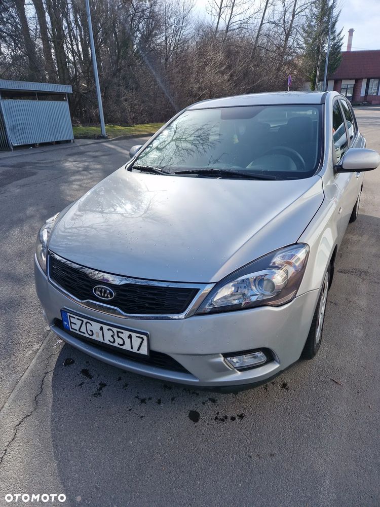 Kia Ceed 1.6 Crdi S - 1