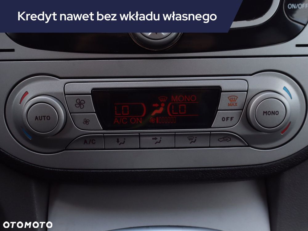 Ford Kuga - 15