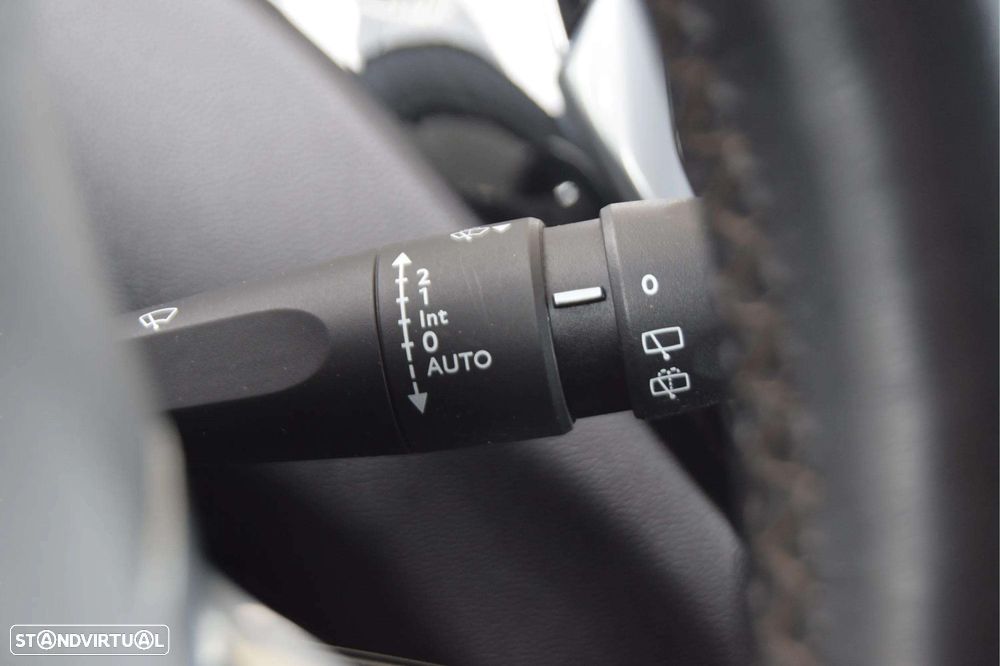 Peugeot 208 155 THP Allure - 19