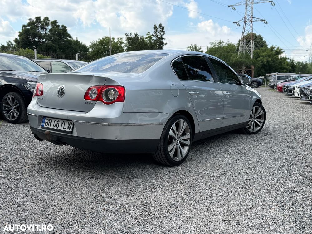Volkswagen Passat 2.0 TDI DPF DSG Highline - 4