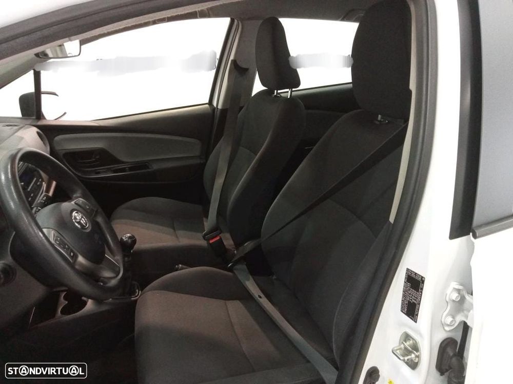 Toyota Yaris 1.4 D-4D ACtive+AC - 6