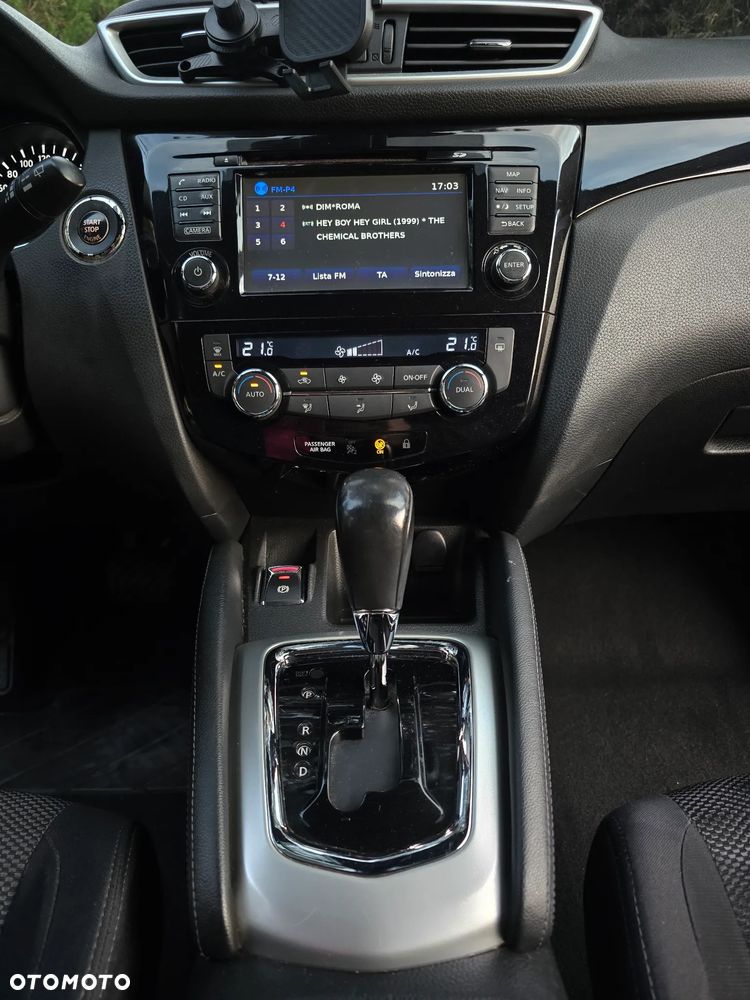 Nissan Qashqai 1.6 DCi Visia Xtronic EU6 - 18