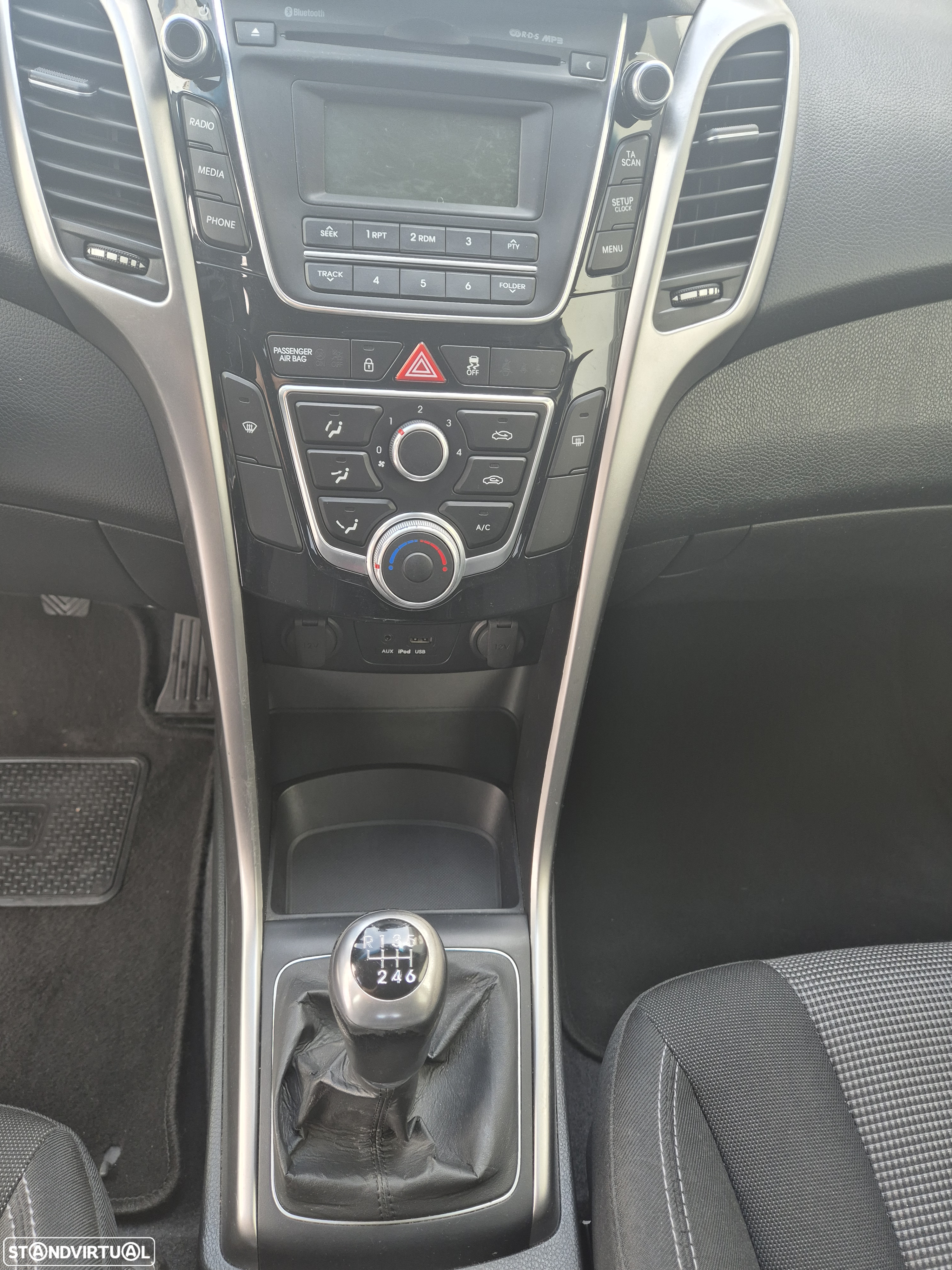 Hyundai i30 CW - 12