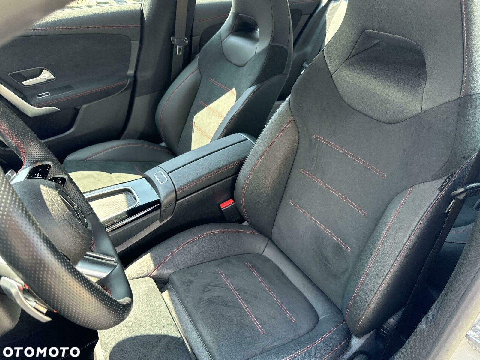 Mercedes-Benz CLA 200 d AMG Line 8G-DCT - 16