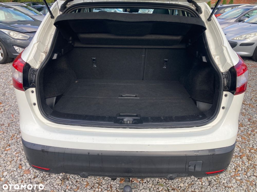 Nissan Qashqai 1.5 dCi Tekna - 10