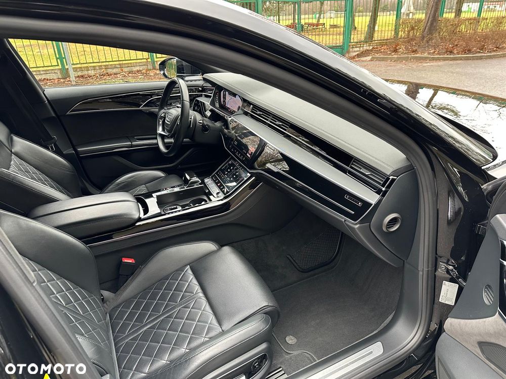 Audi A8 - 27