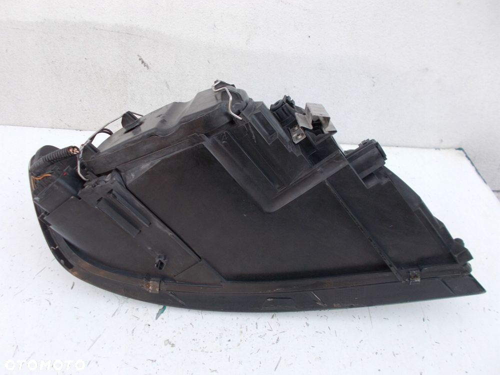 volvo v50 lampa lewa przednia 30698885 - 9